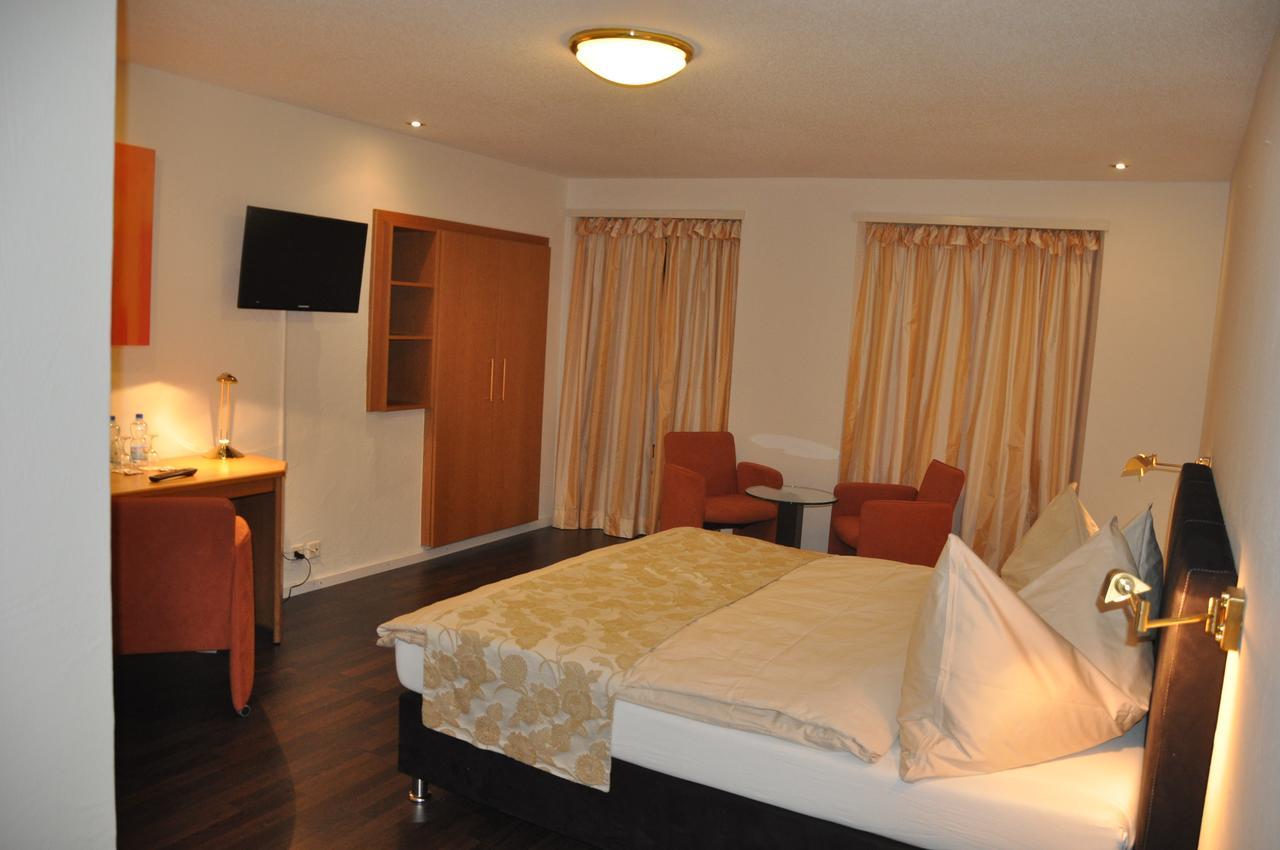 Hotel Loewen Mellingen Room photo