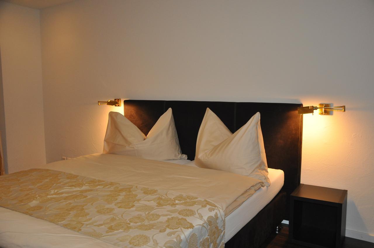 Hotel Loewen Mellingen Room photo
