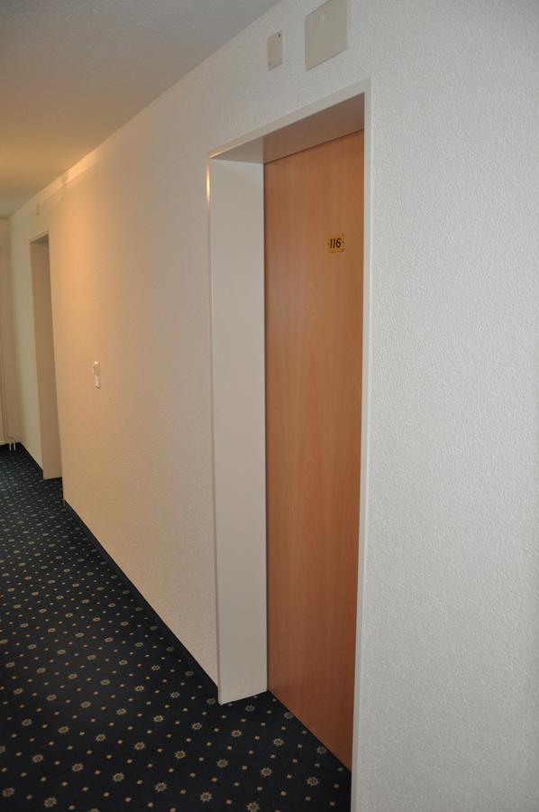 Hotel Loewen Mellingen Exterior photo